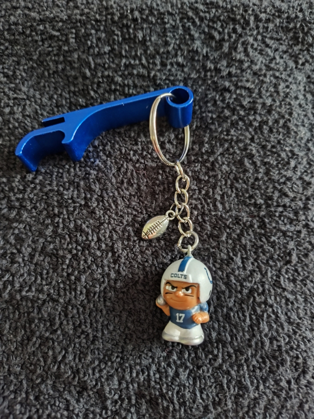 🏈 NFL Colts #17 Rivers Teenymates Blue Football Player Keychain &Bottle Opener